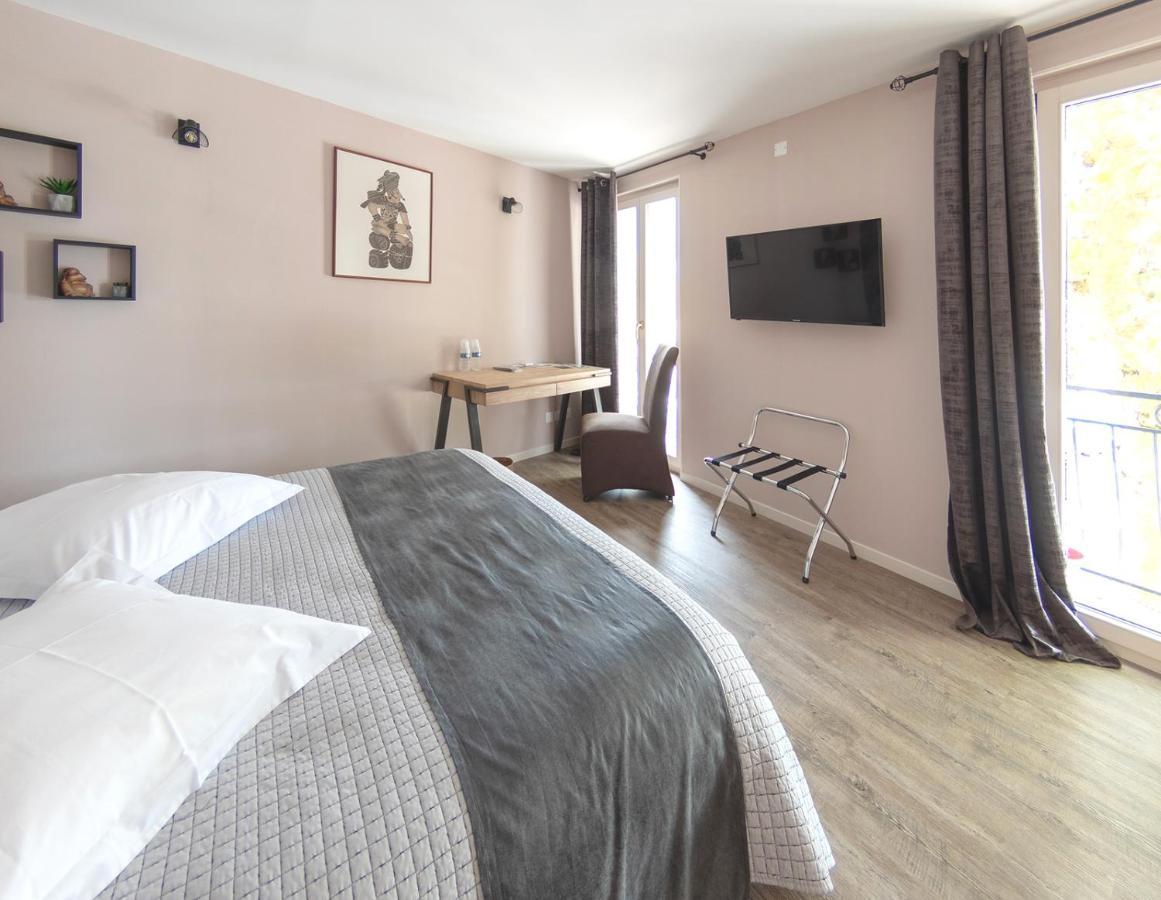 Le Relais De La Poste Hotel Gourdon-en-quercy Luaran gambar