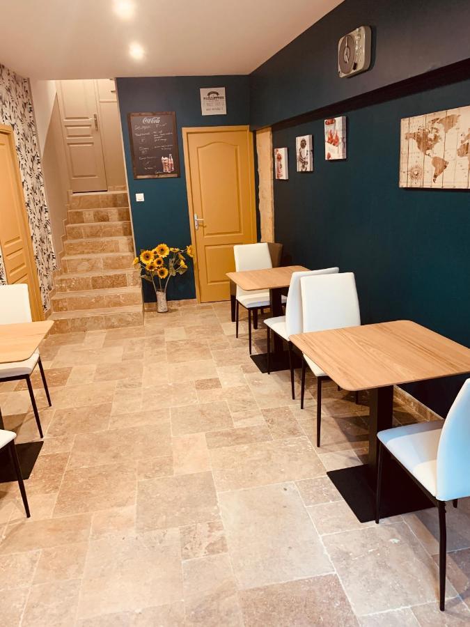 Le Relais De La Poste Hotel Gourdon-en-quercy Luaran gambar
